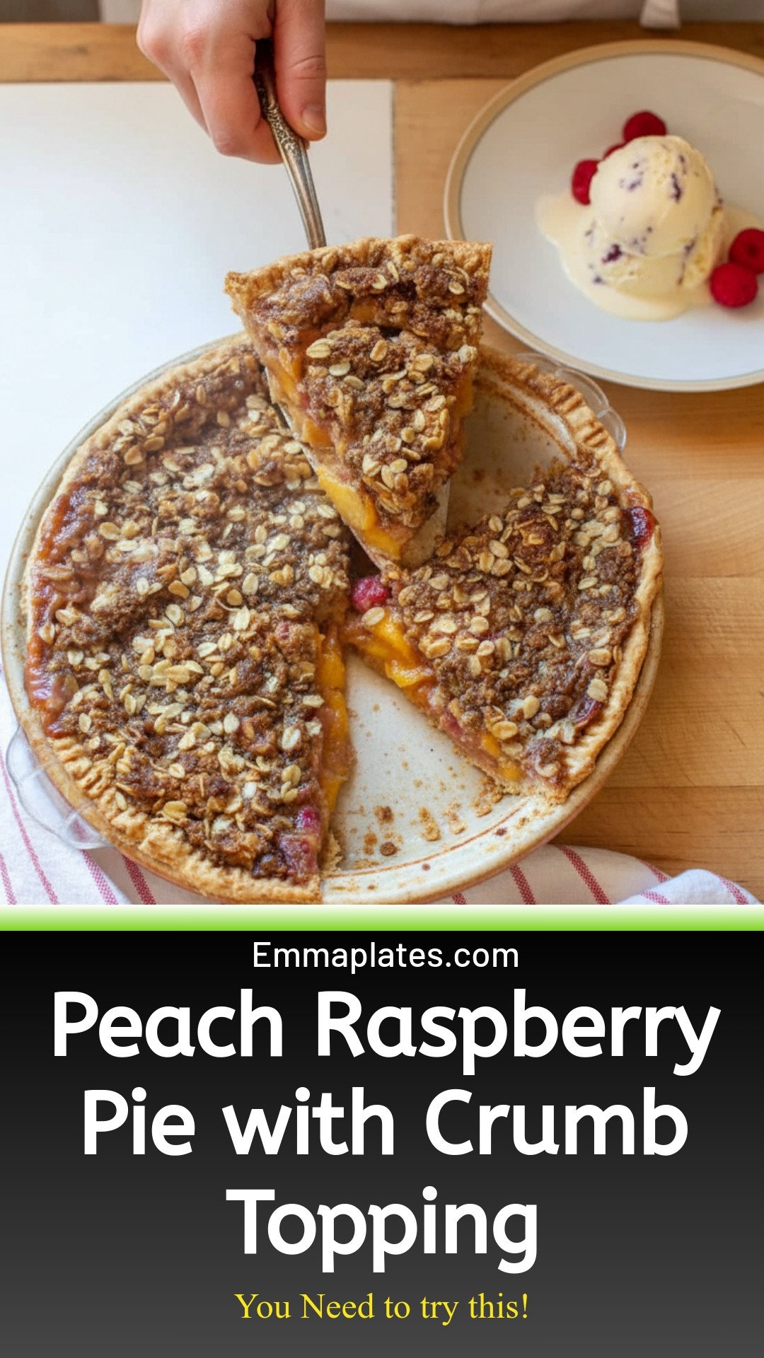 Peach and Raspberry Pie Recipe with Crumb Topping